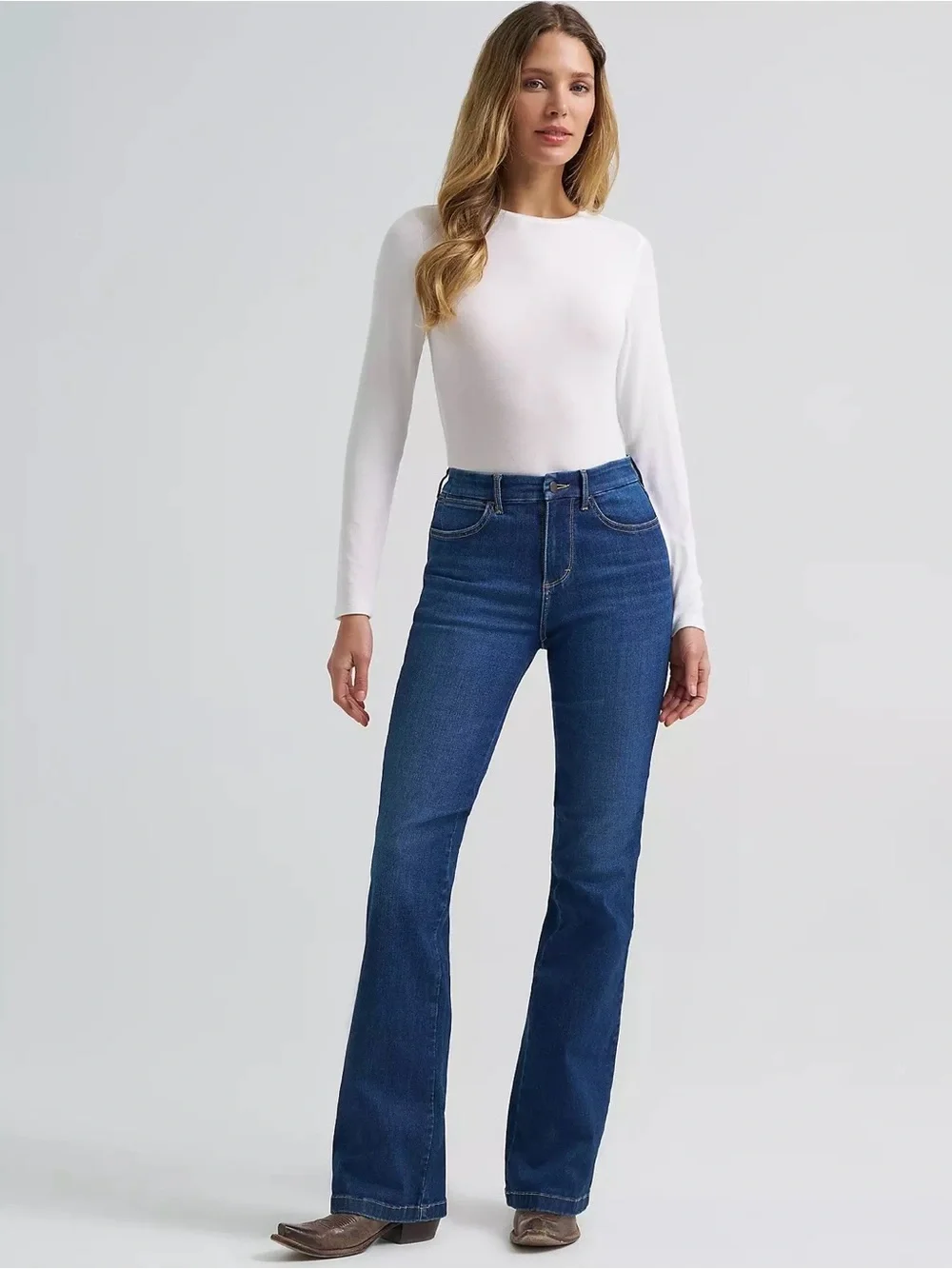 Wrangler Cowgirl Willow The Ultimate Riding Jeans Women's 29x34 Western Boot Cut